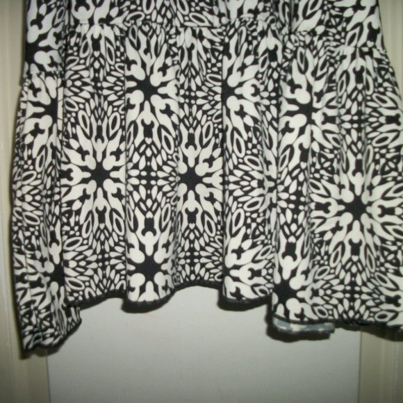 LITTLE BLACK & WHITE KNIT DROP FLOUNCE SKIRT M - Picture 4 of 4